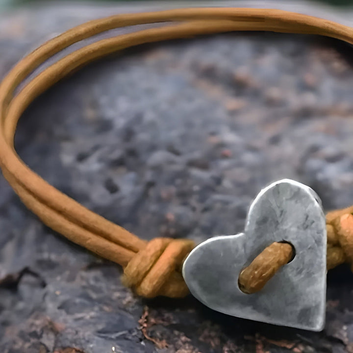 Lovenna - Håndlavet armbånd med hjertesymbol