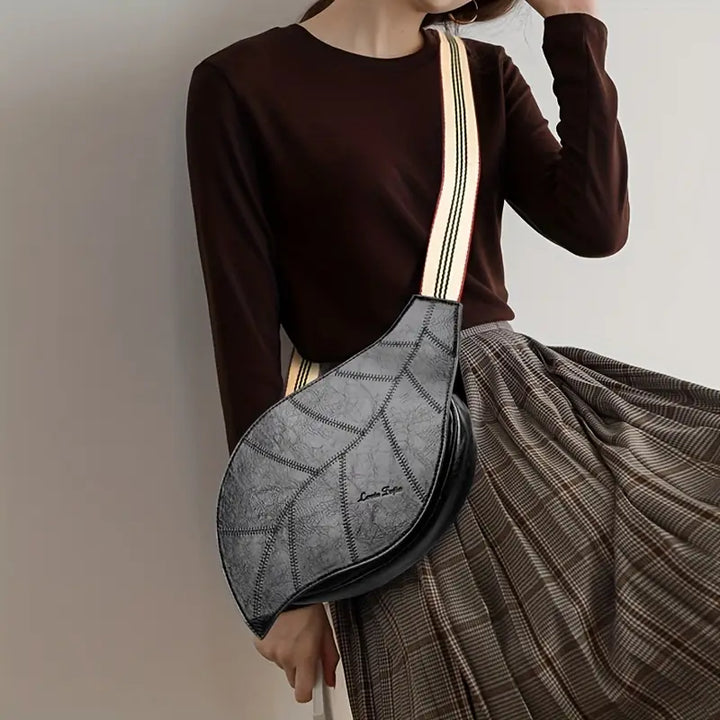 Carmela - Læder Crossbody Skuldertaske med Justerbar Rem og Spænde