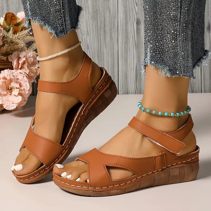 Navina - Ortopædisk Kile Sandalen