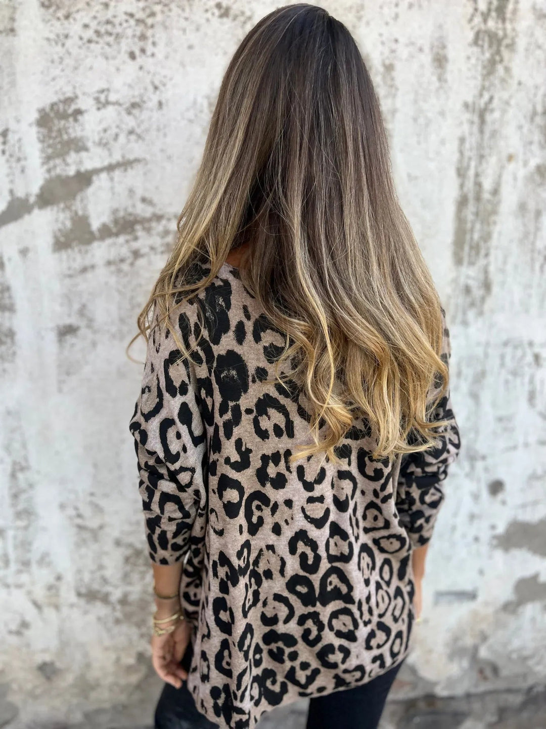Swantje - Bluse med Rund Hals og Leopardprint
