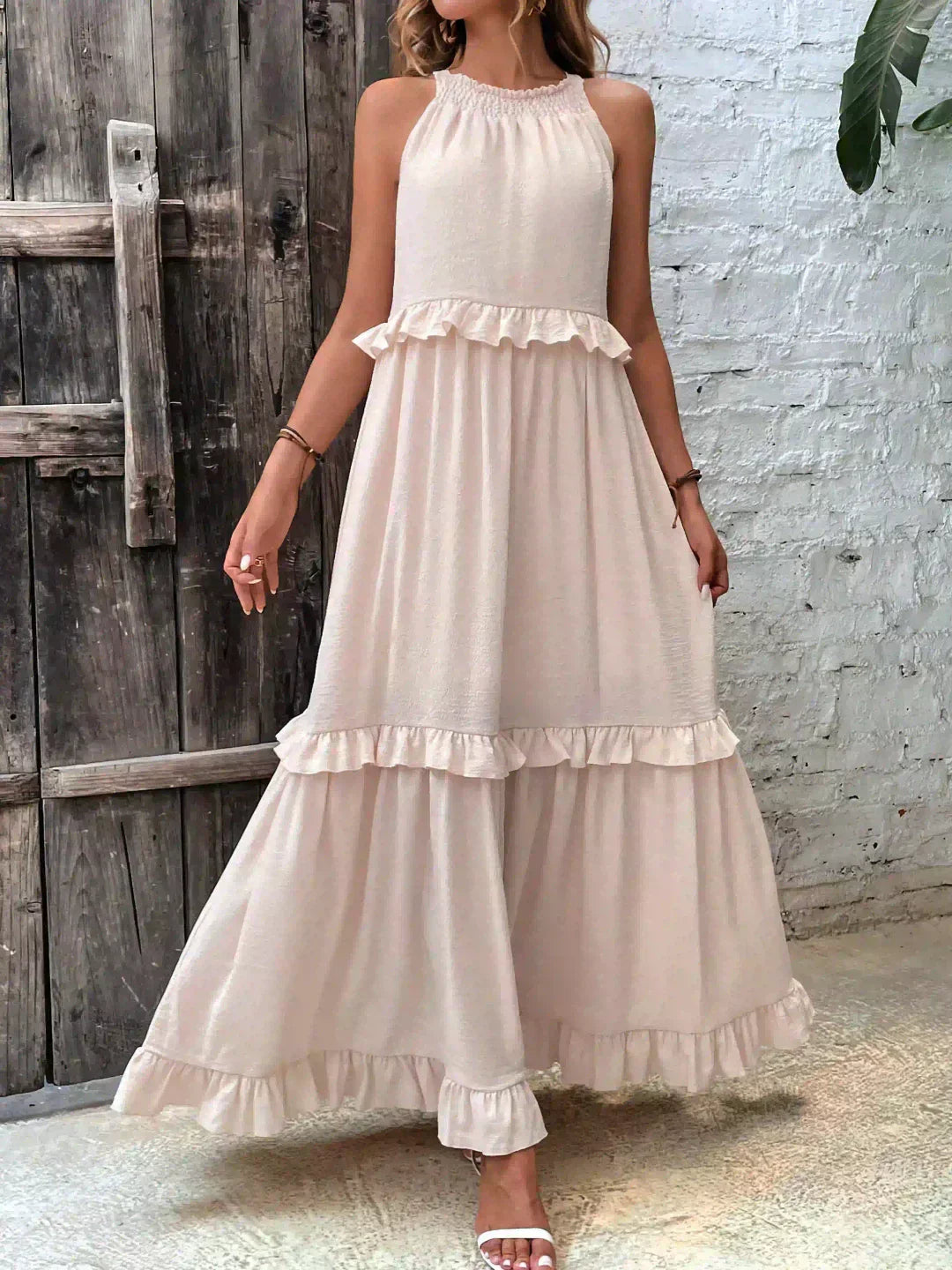 Hayley - Elegant ærmeløs Kjole Med Flæser