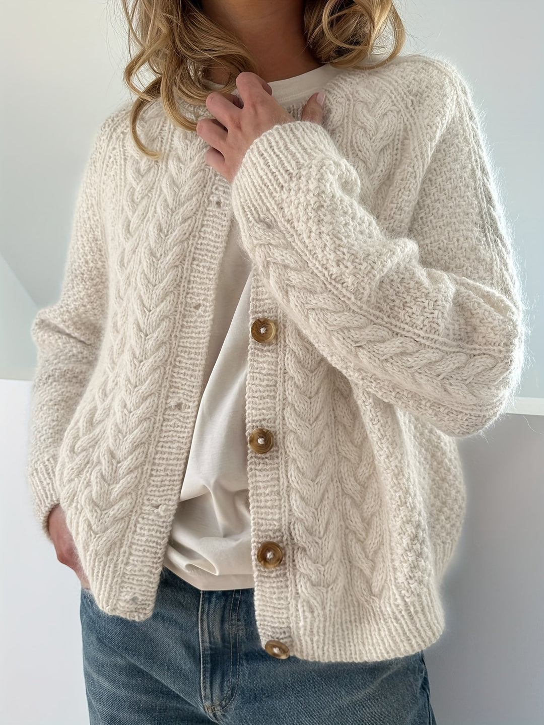 Dwina -  Kabelstrikket Cardigan Med Knapper