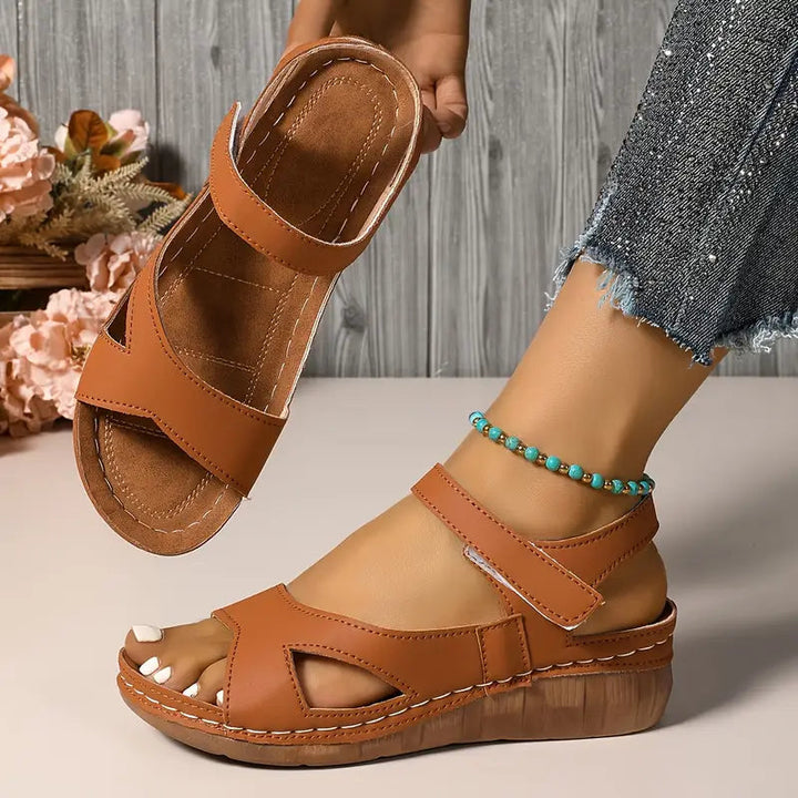 Navina - Ortopædisk Kile Sandalen