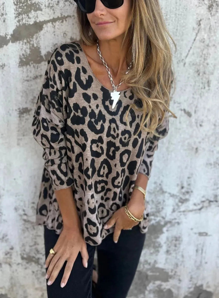 Swantje - Bluse med Rund Hals og Leopardprint