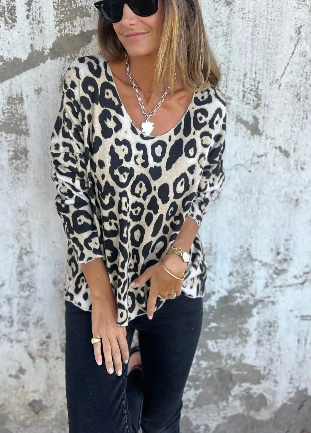 Swantje - Bluse med Rund Hals og Leopardprint