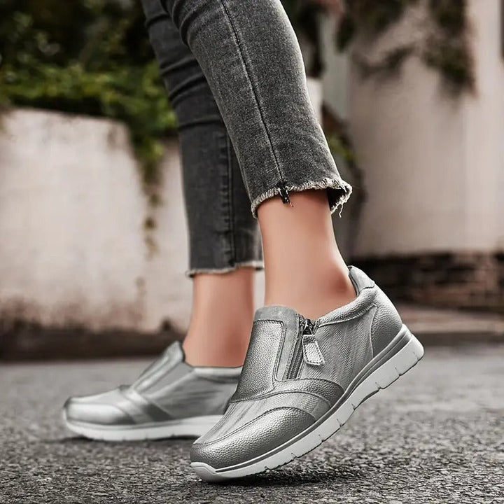 Ursina - Ortopædiske SkoMmed Lynlås iSsiden