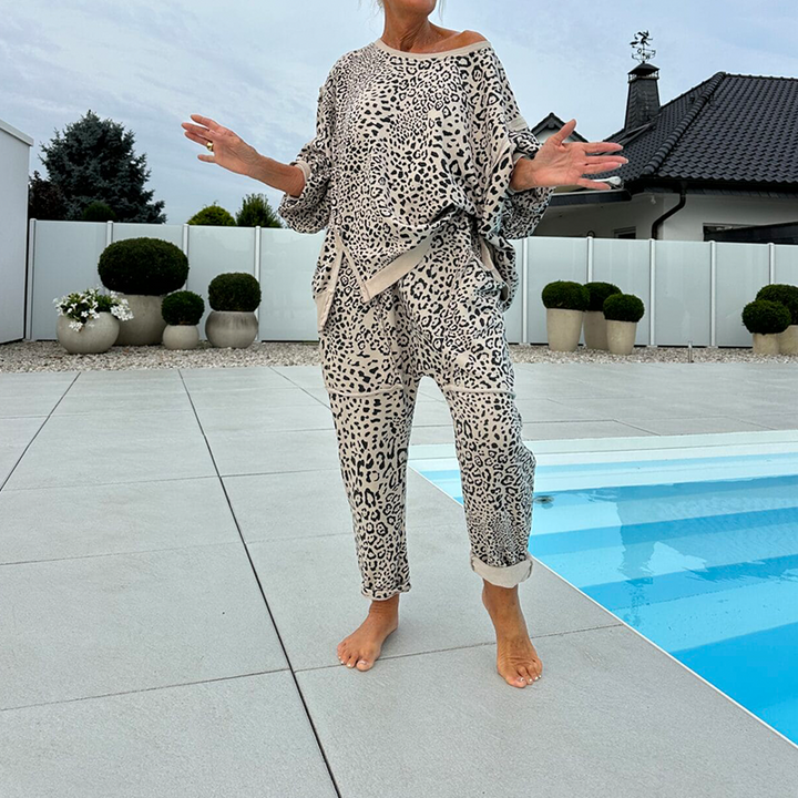 Leenora - To Delt Sæt Med Leopard Print