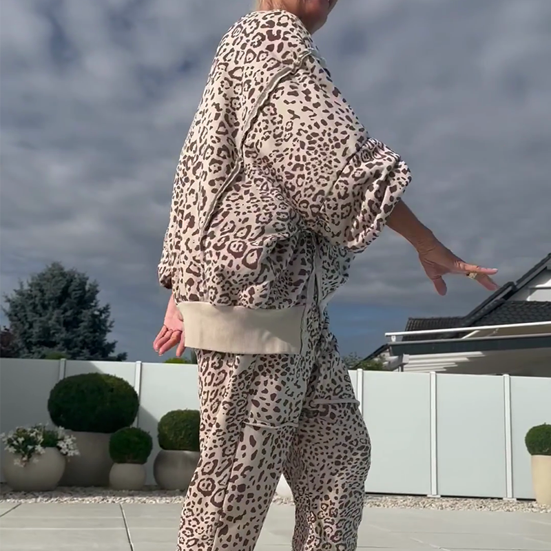 Leenora - To Delt Sæt Med Leopard Print